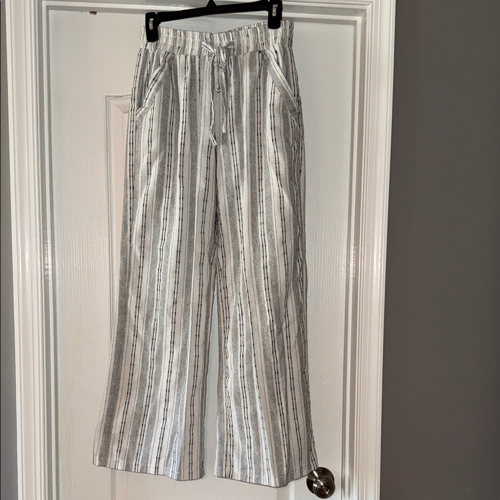 Lightweight Striped Drawstring Wide-Leg Pants - White & Black
